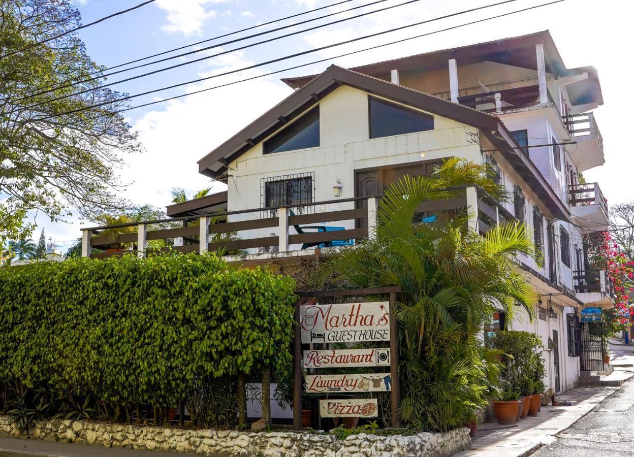 Martha'S Guest House Gold Standard Certified San Ignacio Exterior photo